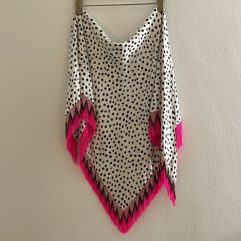 PROVA 100% Silk Scarf with bead fringes - Picture 5 of 7